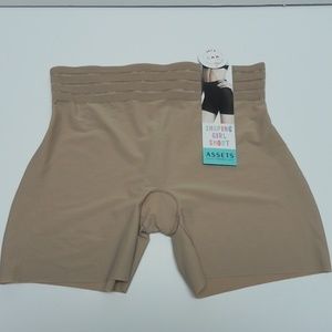 New Assets Shaping Short Size XL